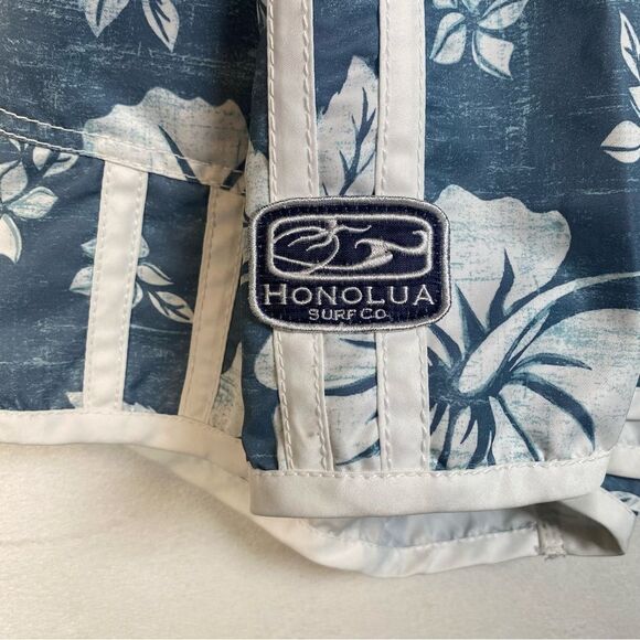 Honolua Surf Co Blue and White Tropical Floral Design Board Shorts Size 34 - Picture 8 of 12
